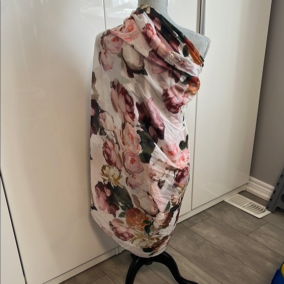 NWOT Indigo Cream Oversized Scarf Wrap Floral Pink Yellow Orange - Picture 5 of 10